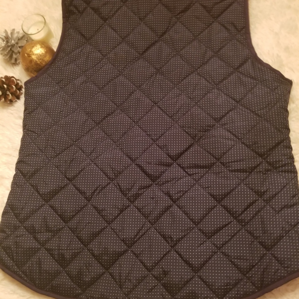Vest - Picture 4 of 5